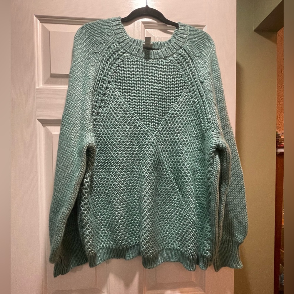 Plus women’s 2x Worthington sweater in a Seafoam green. - Picture 1 of 11